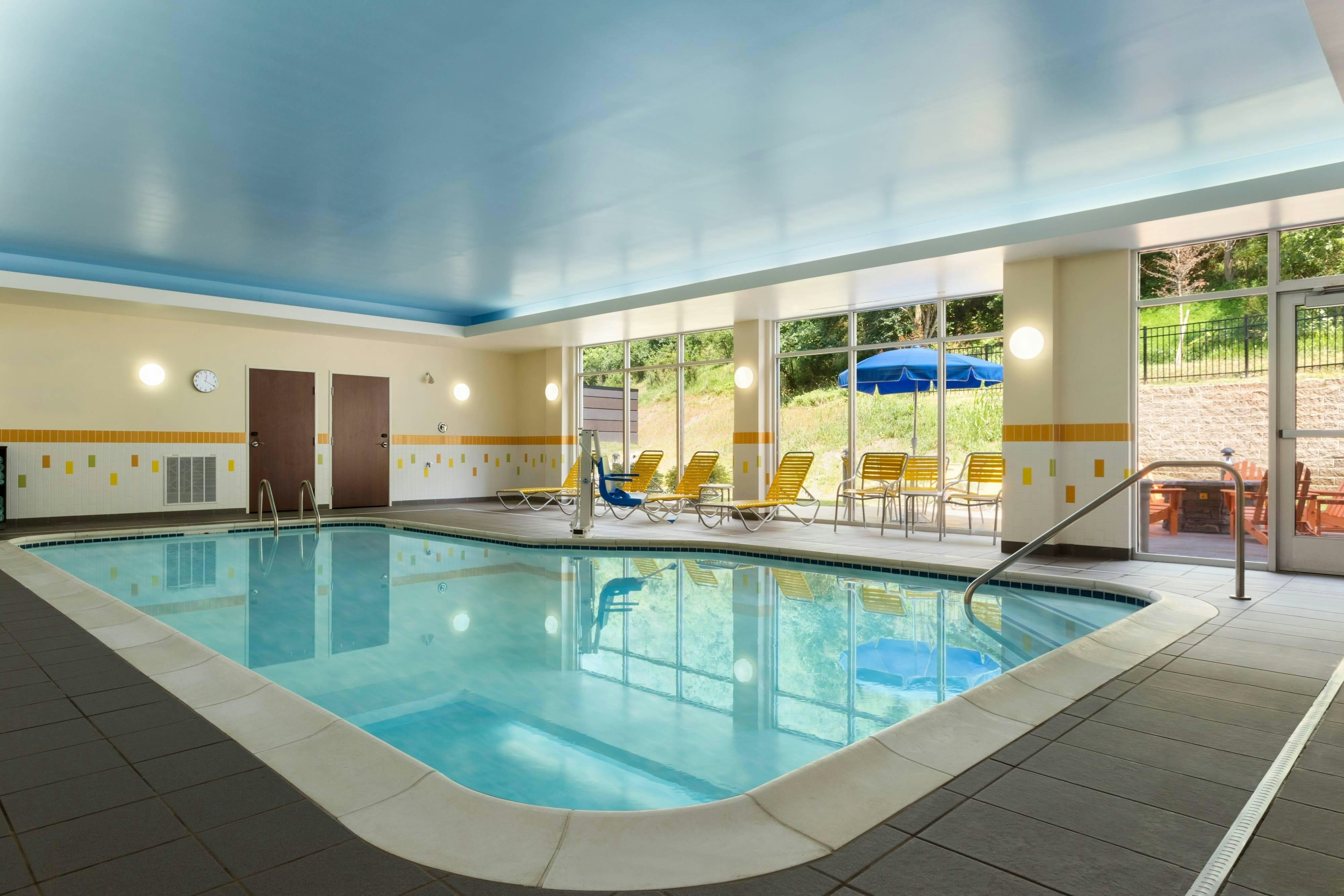 Fairfield Inn & Suites Athens 13/27