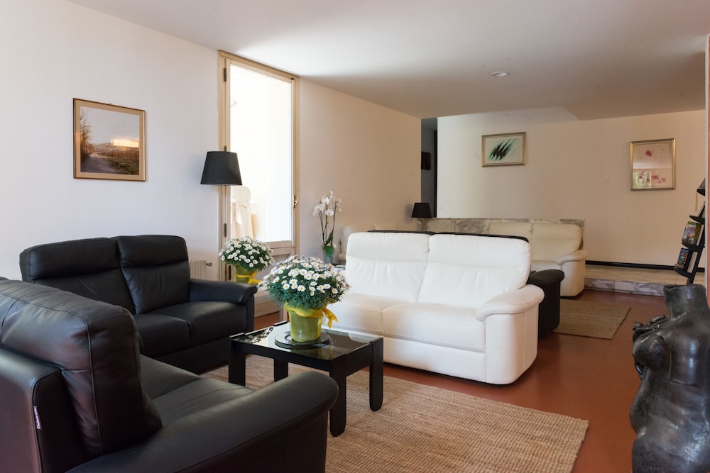 Hotel Coccodrillo 48/68