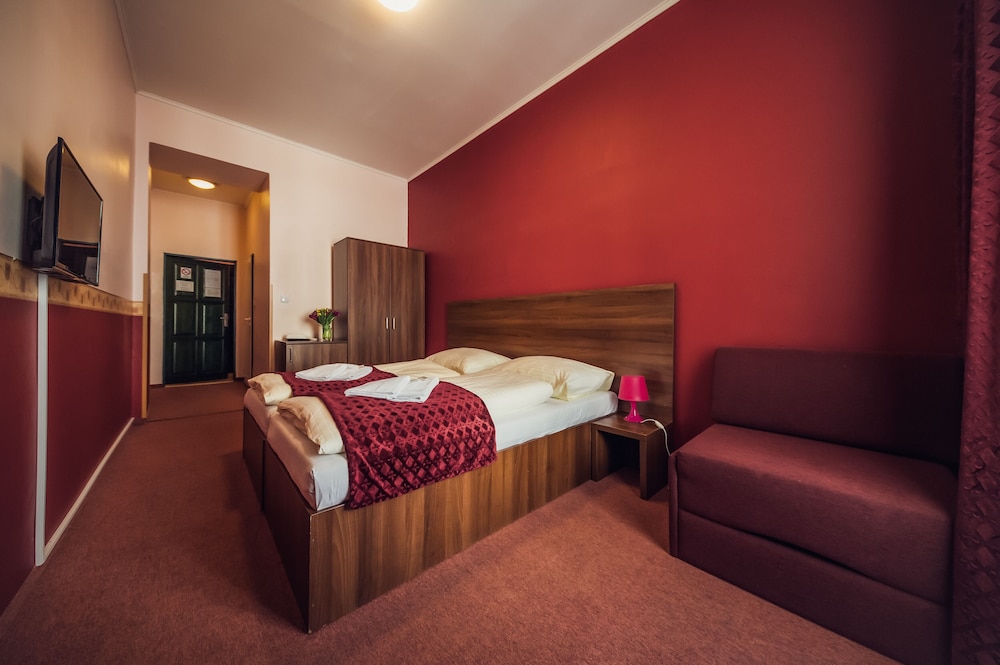 Hotel Czechia 7/48