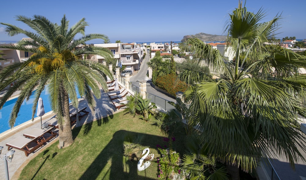 Isida Hotel 42/50