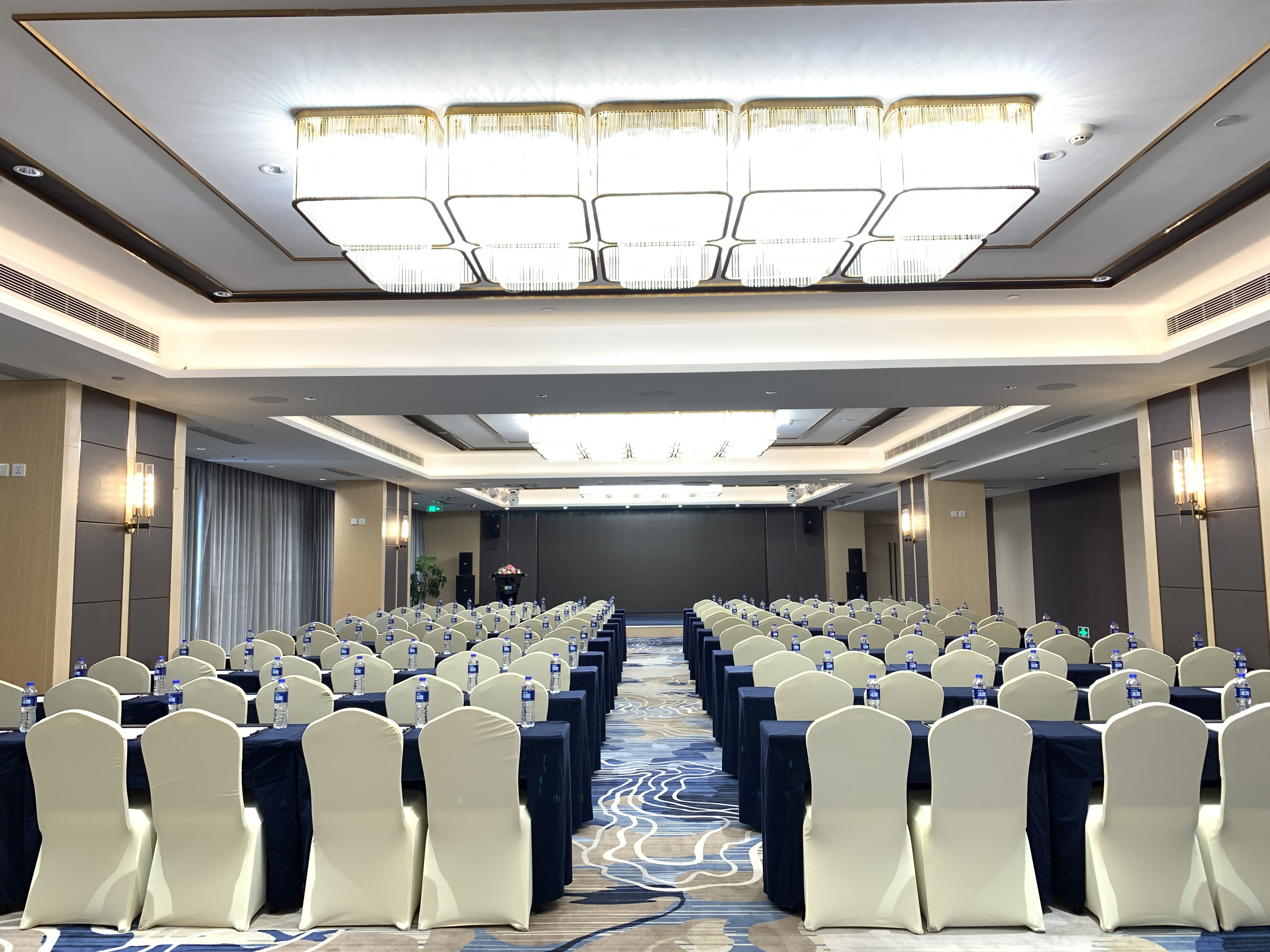Holiday Inn Express Chengdu Tianhe 43/52