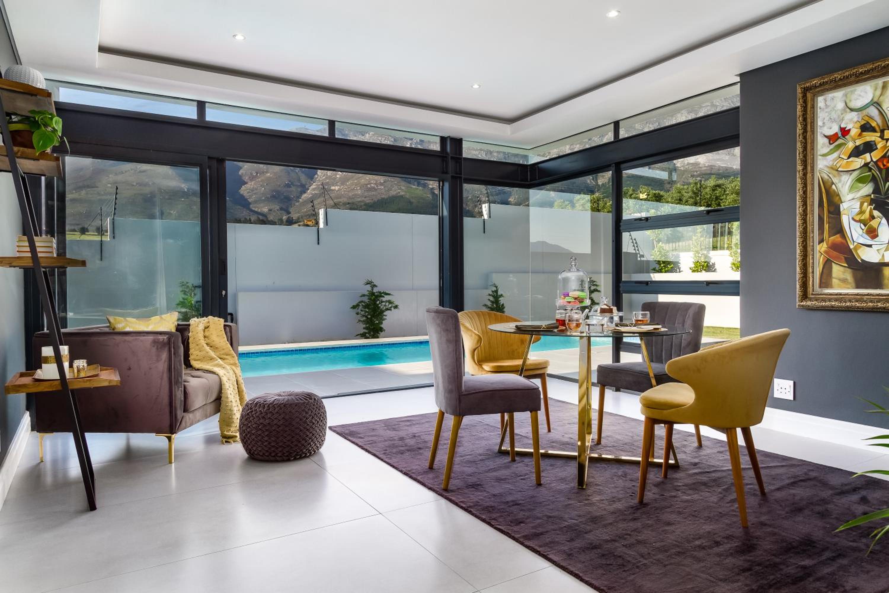Villa De Luxe 23/35