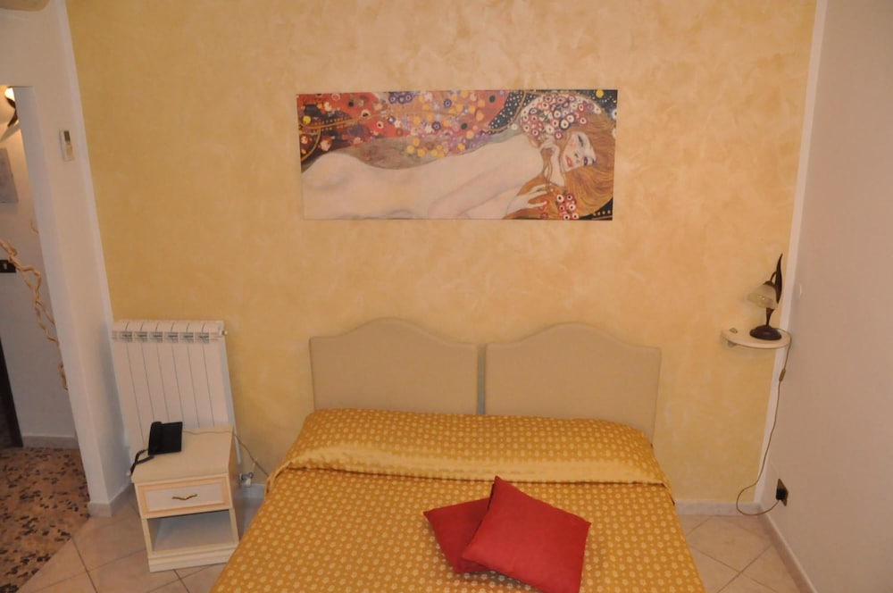 Hotel Vittoriano 29/40