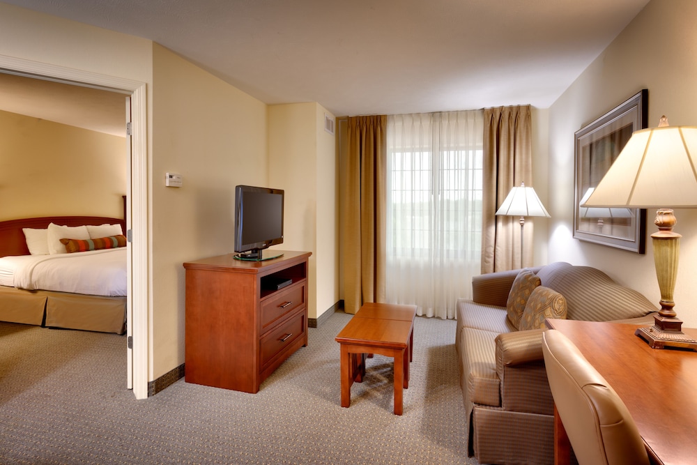 Staybridge Suites Omaha 80th And Dodge 40/81