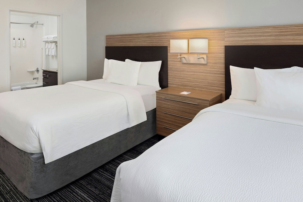 استوديو بسريرين كوين مع أريكة لذوي الإعاقة، Towneplace Suites Minneapolis Mall of America 3/5