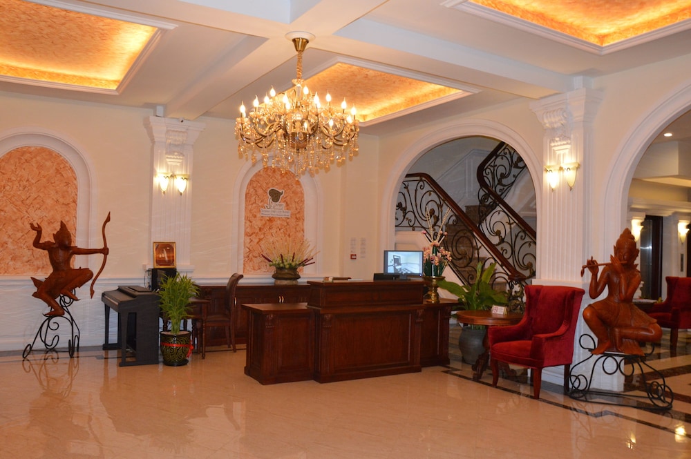 Phasouk Vien Chantra Hotel 6/45