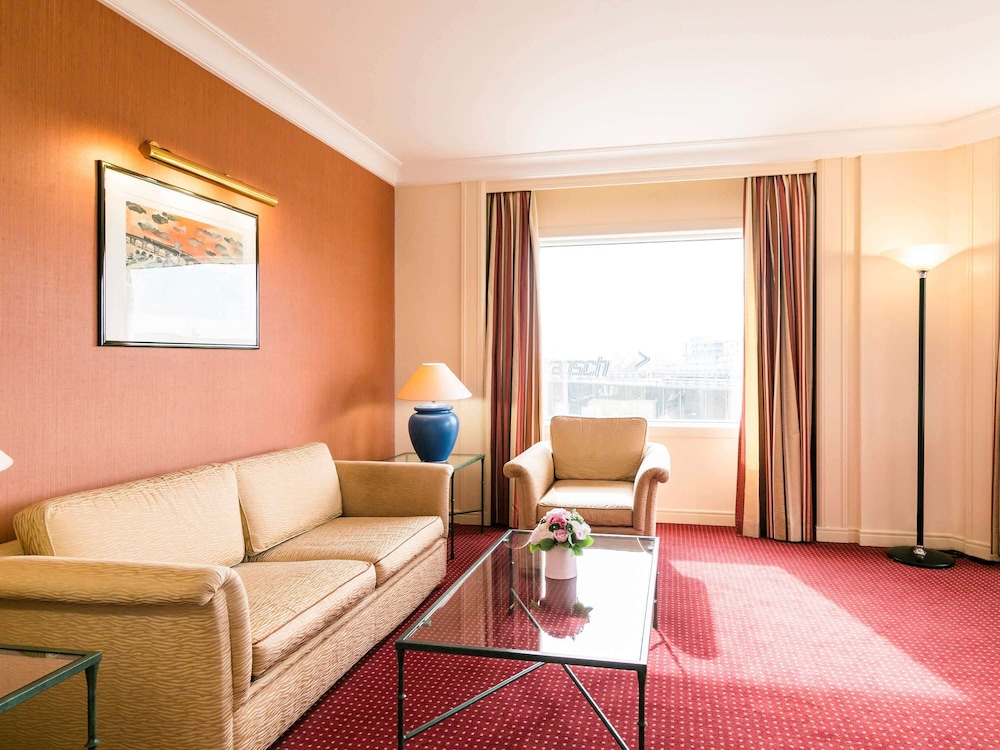 Pullman Bucharest World Trade Center Hotel 49/74