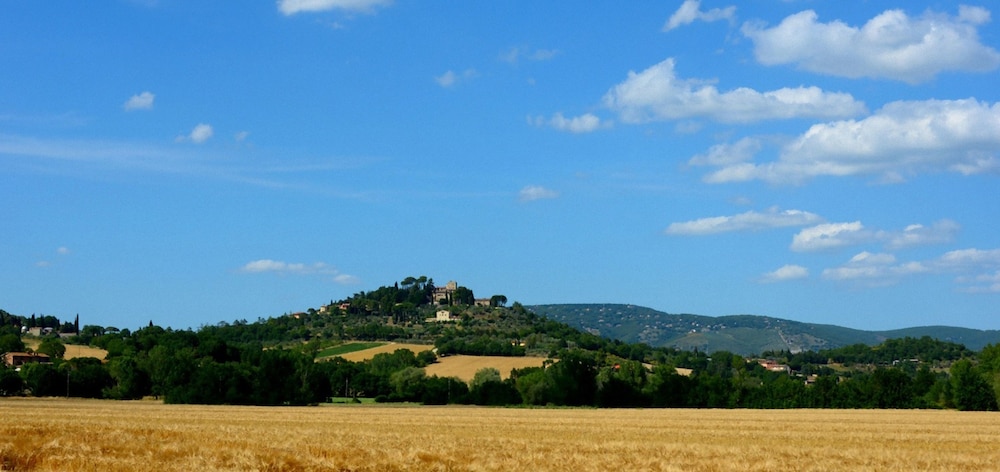 Borgo Mandoleto Hotel 46/50