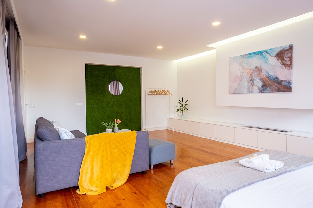 Hola Lisbon Suites 10/34