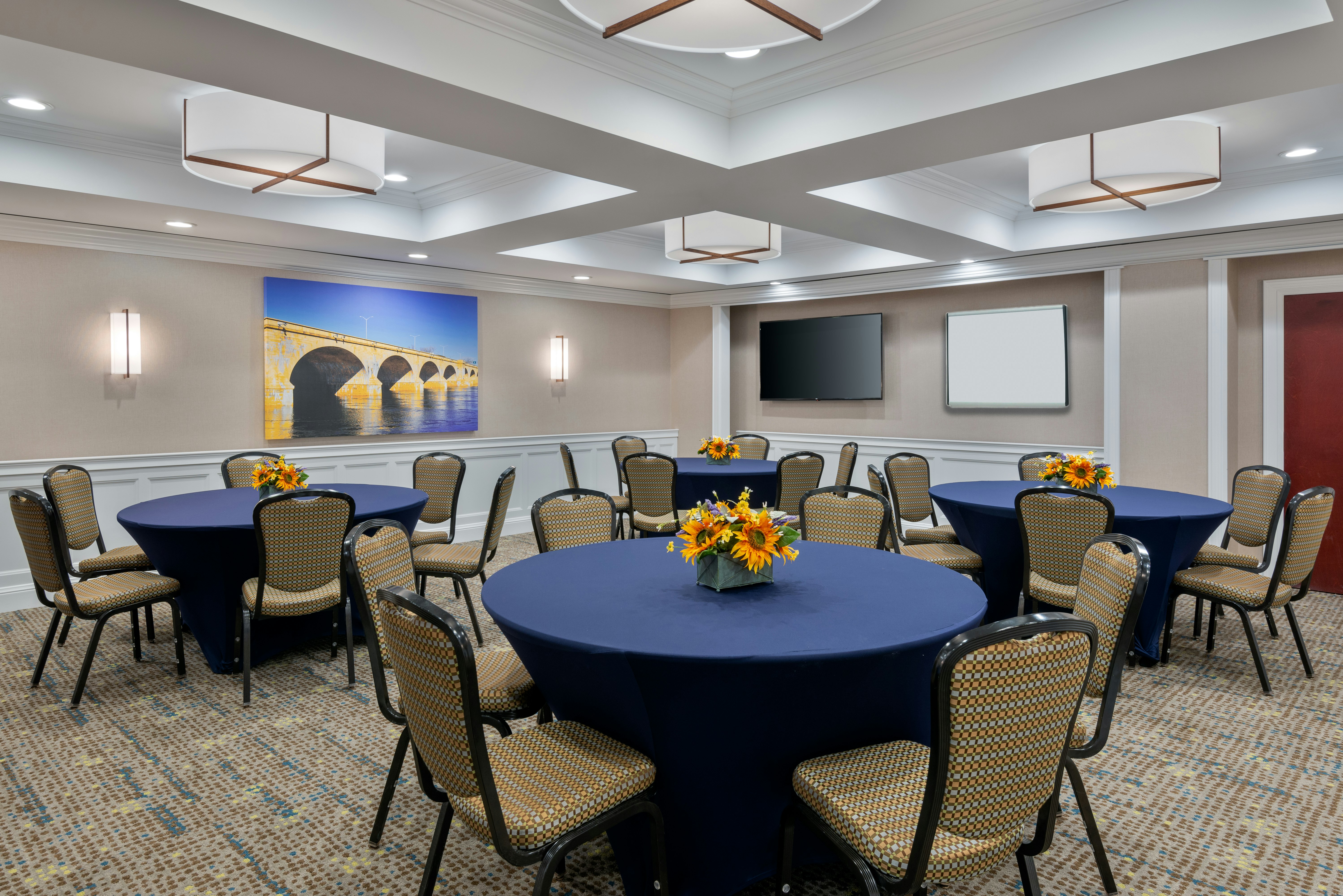 Hampton Inn And Suites Hartford/Farmington 60/76
