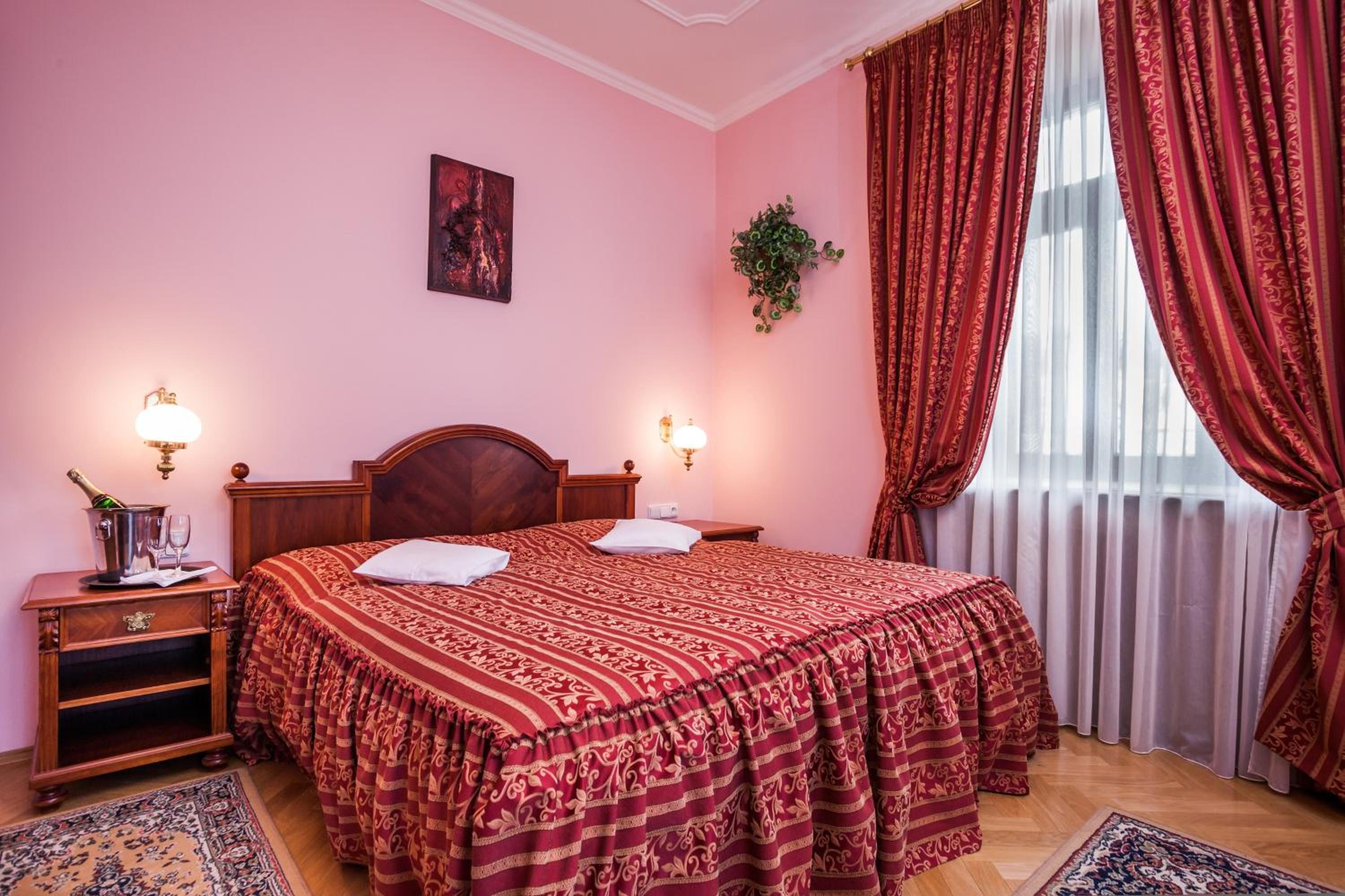 Jelinkova Vila 16/50
