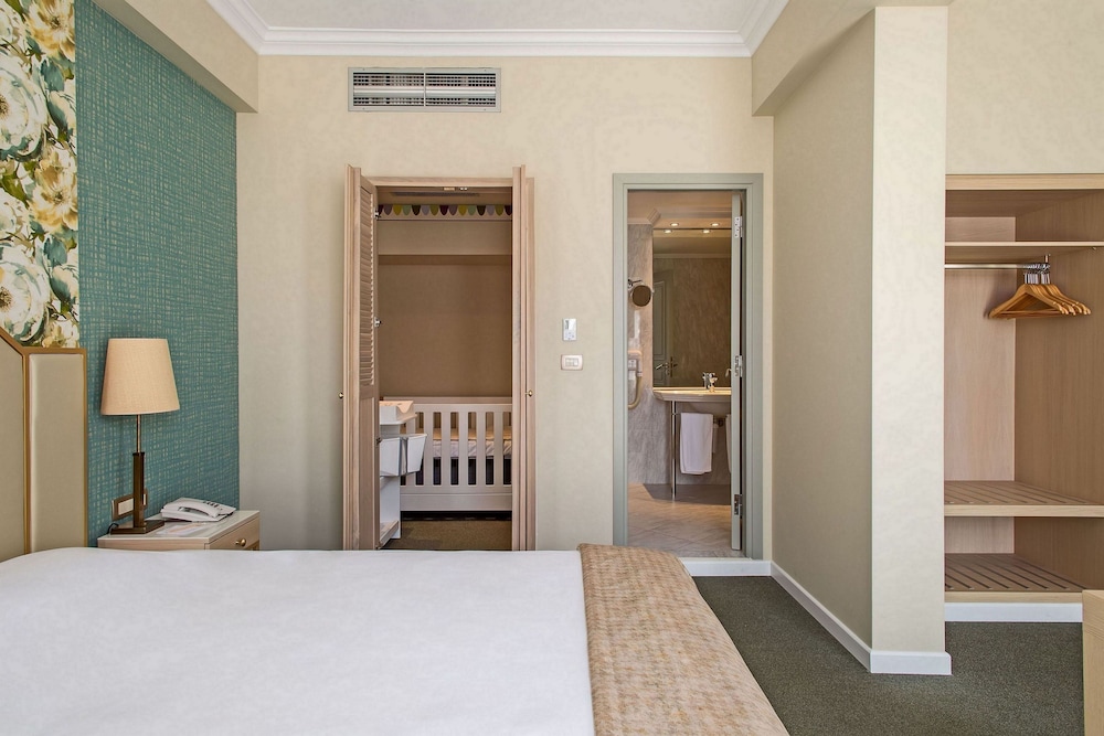 Stratos Hotel Athens, Vassilicos House of Hospitality 7/39