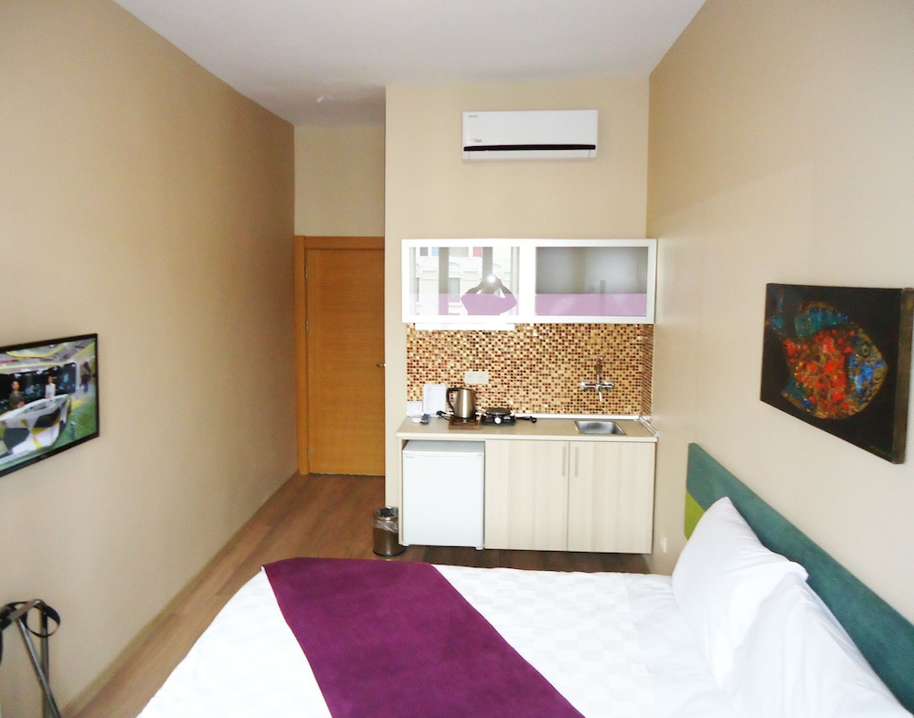 Apart 57 Taksim Harbiye 7/24