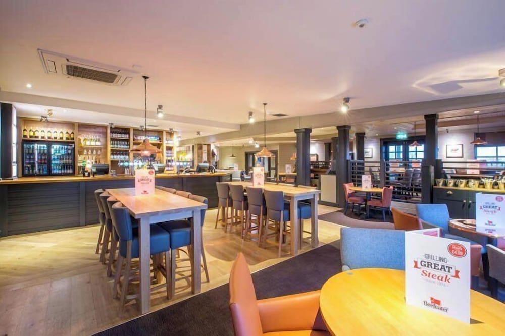 Premier Inn Doncaster (Lakeside) 28/45