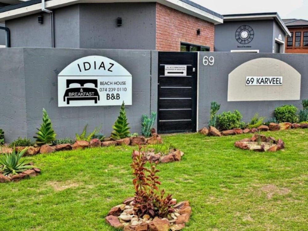 Idiaz Beach House 20/22