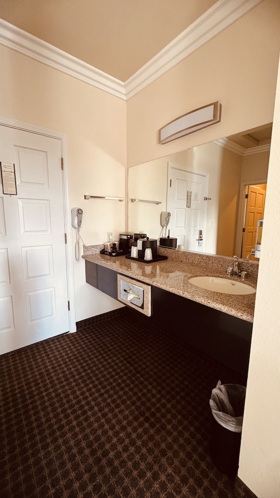 The Miramar Inn and Suites 50/50