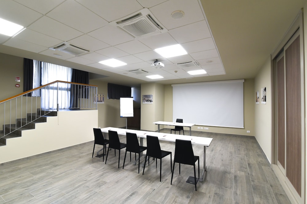 Best Quality Hotel La Darsena 48/48