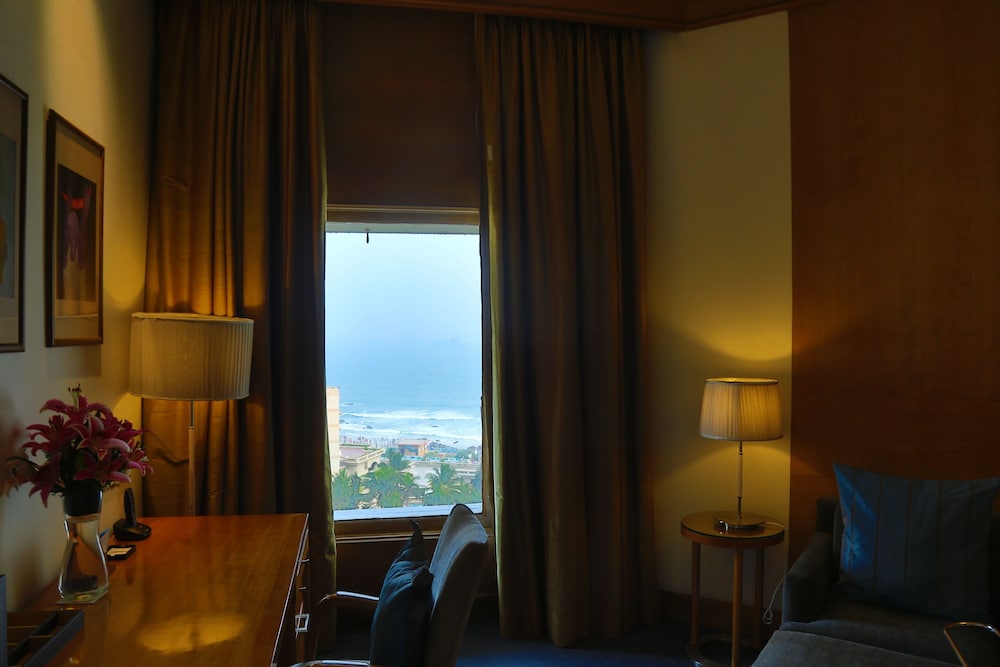 Welcomhotel By Itc Hotels Devee Grand Bay 41/71