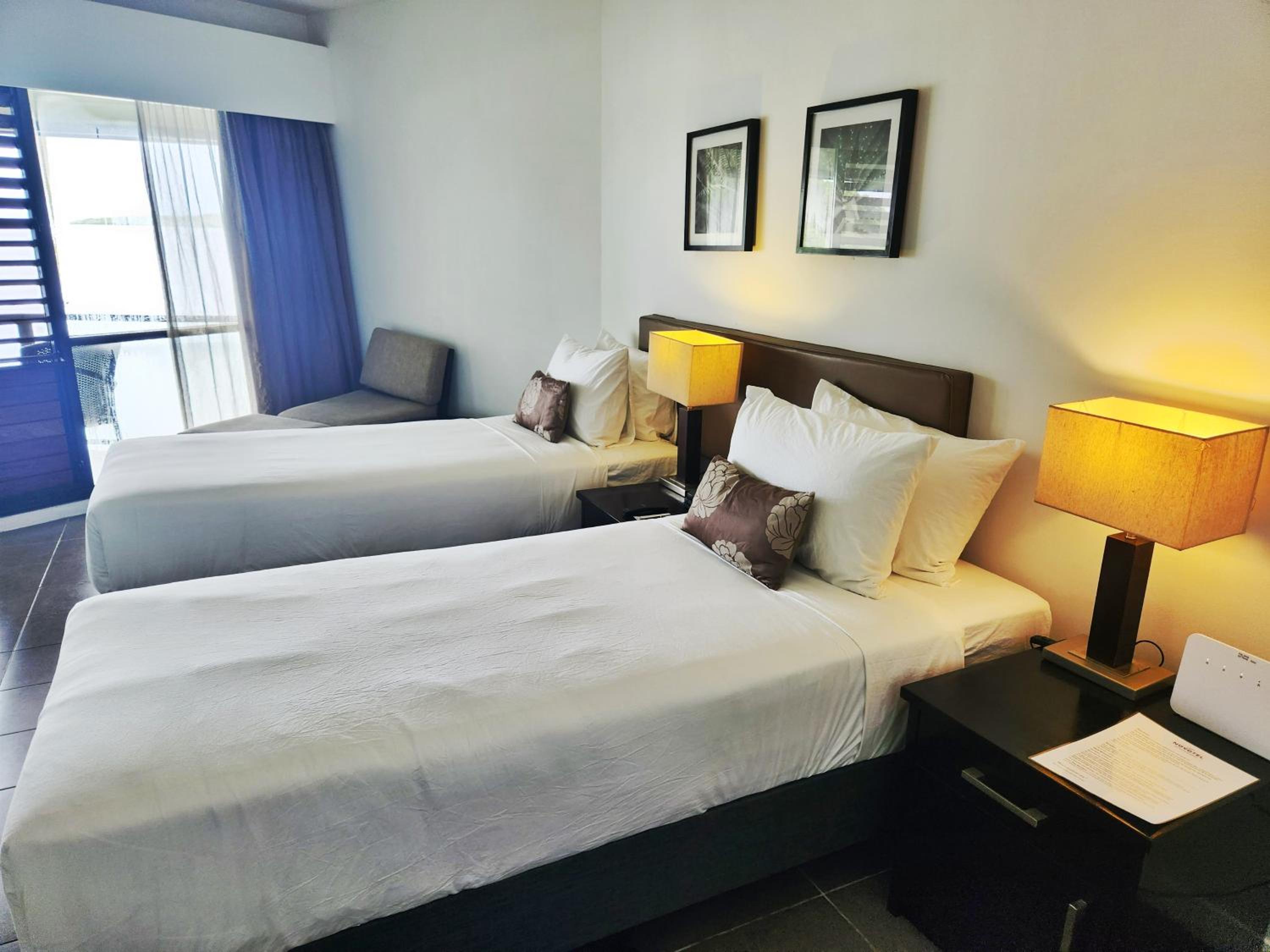 Deluxe, King Bed, Ocean Front