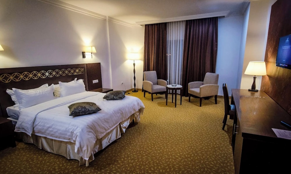 El Bey Hotel 10/50