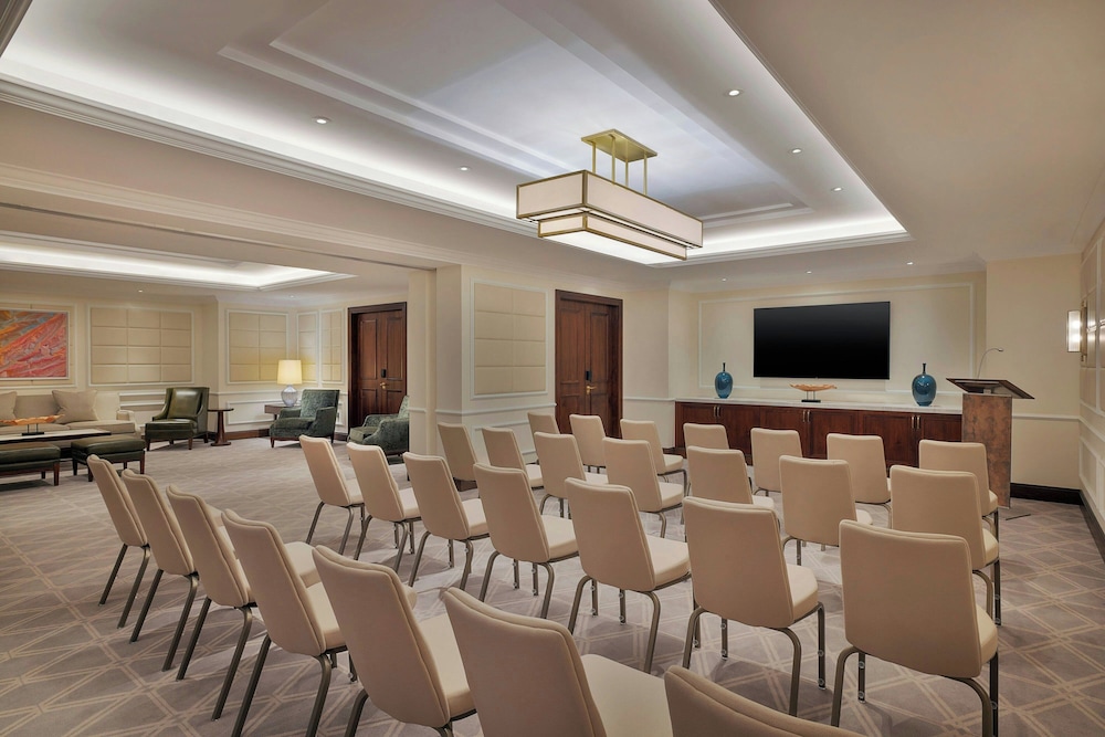 The Ritz-Carlton, Amman 41/50
