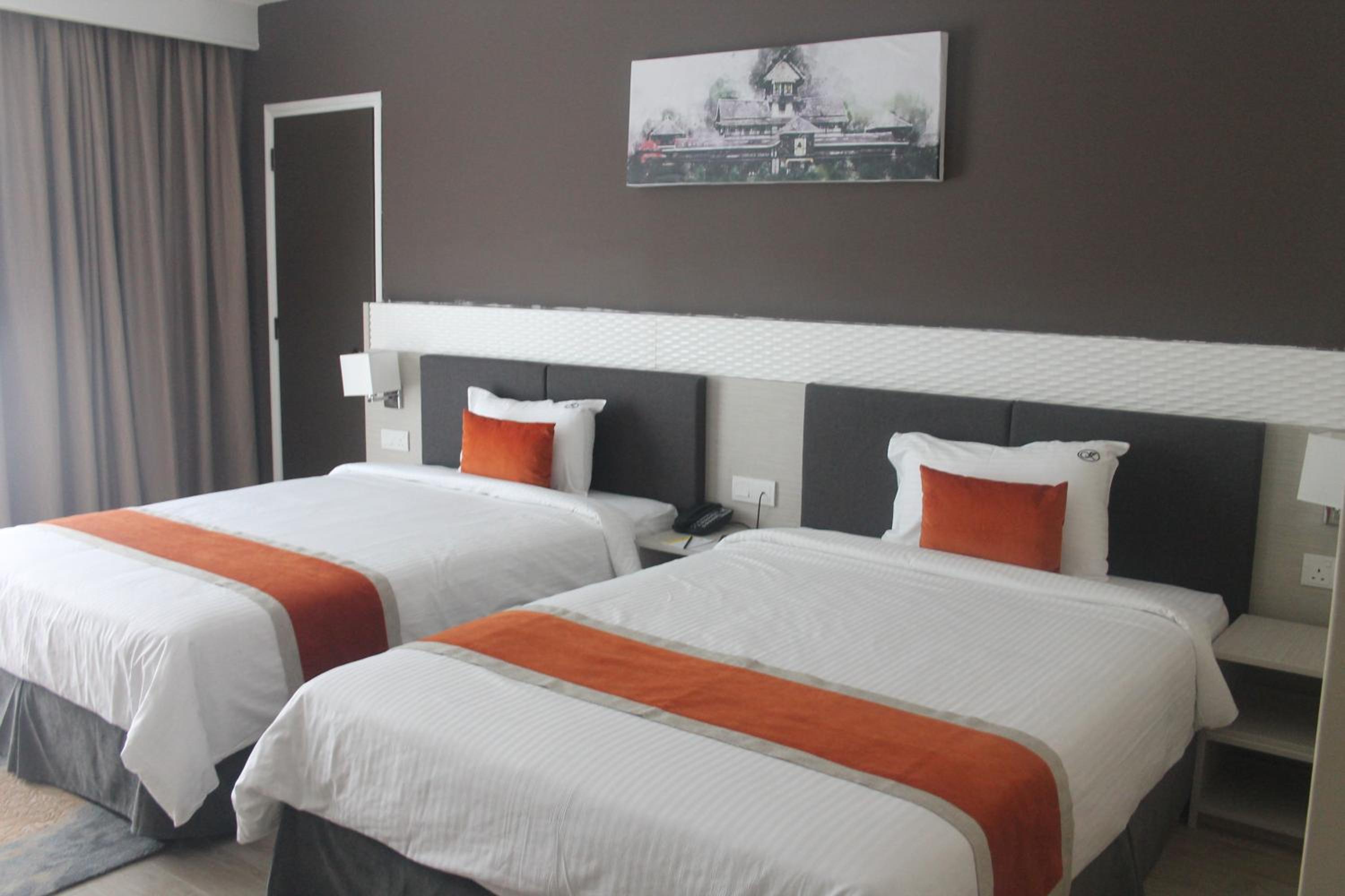 Tower, Premium, Twin Beds