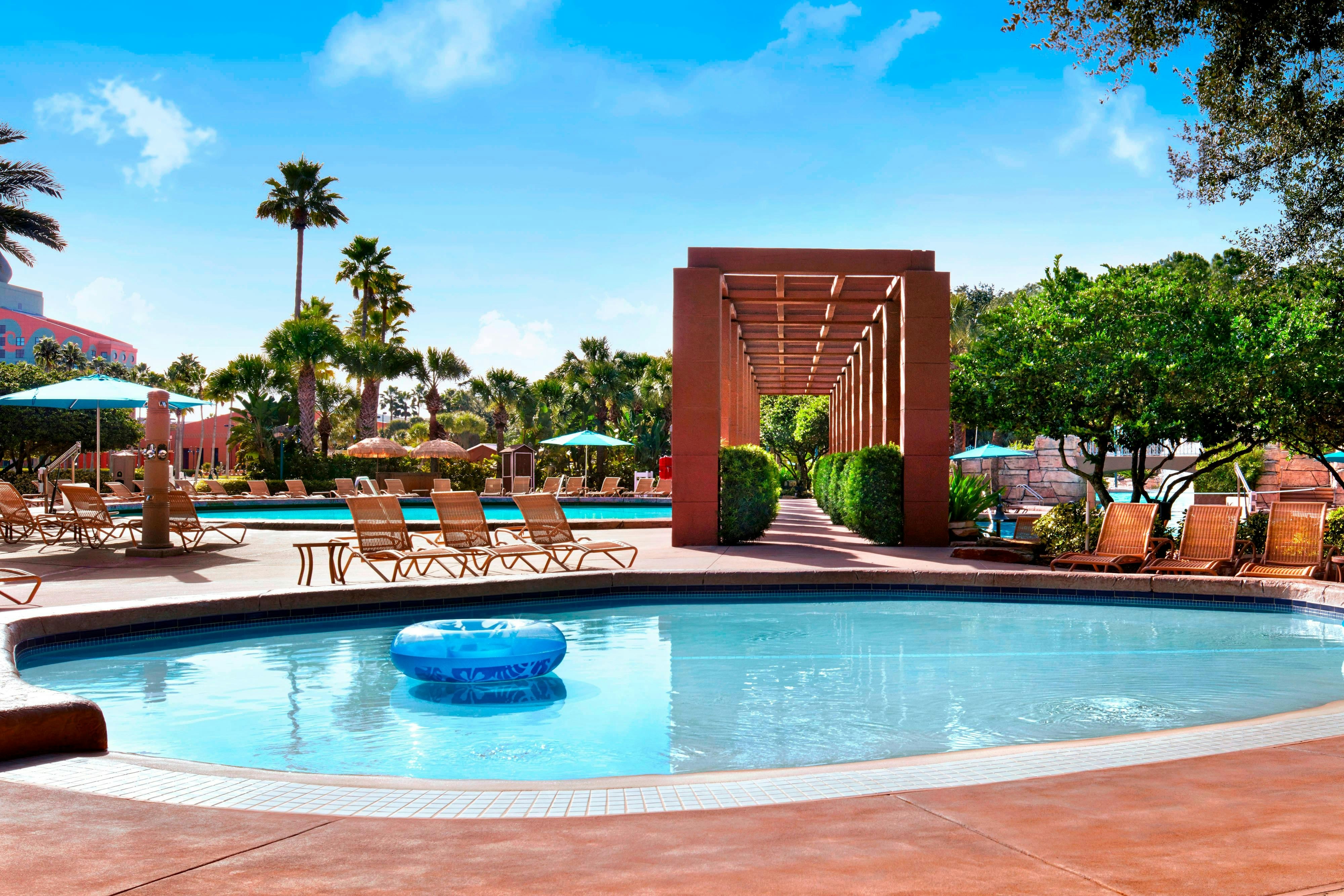 Walt Disney World Swan Resort 6/65