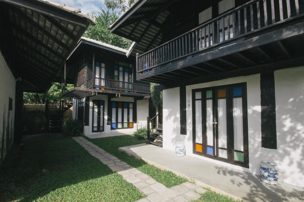 Chotana Villa 67/75