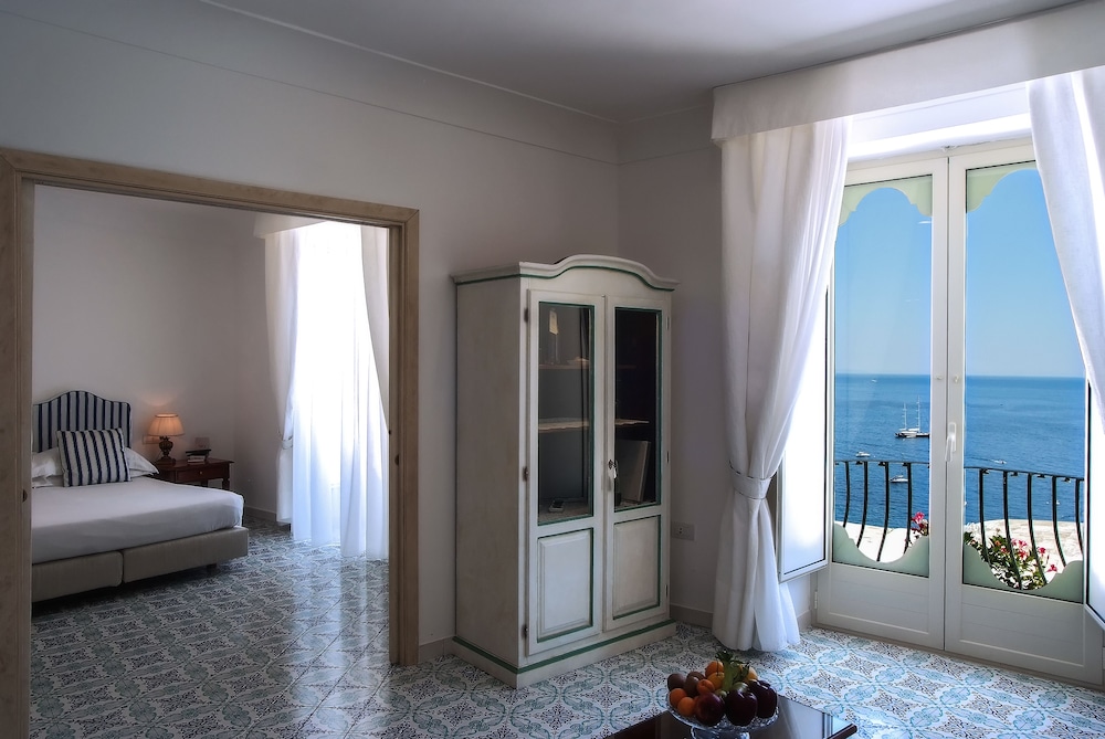 Montemare Hotel 56/66