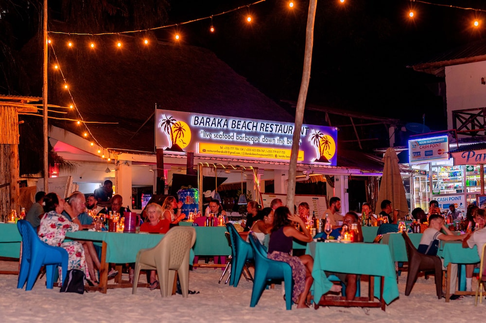 Baraka Beach Bungalows 15/34