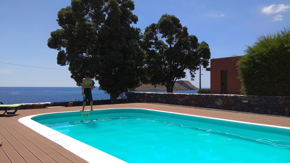 Alluar Lodge 16/42