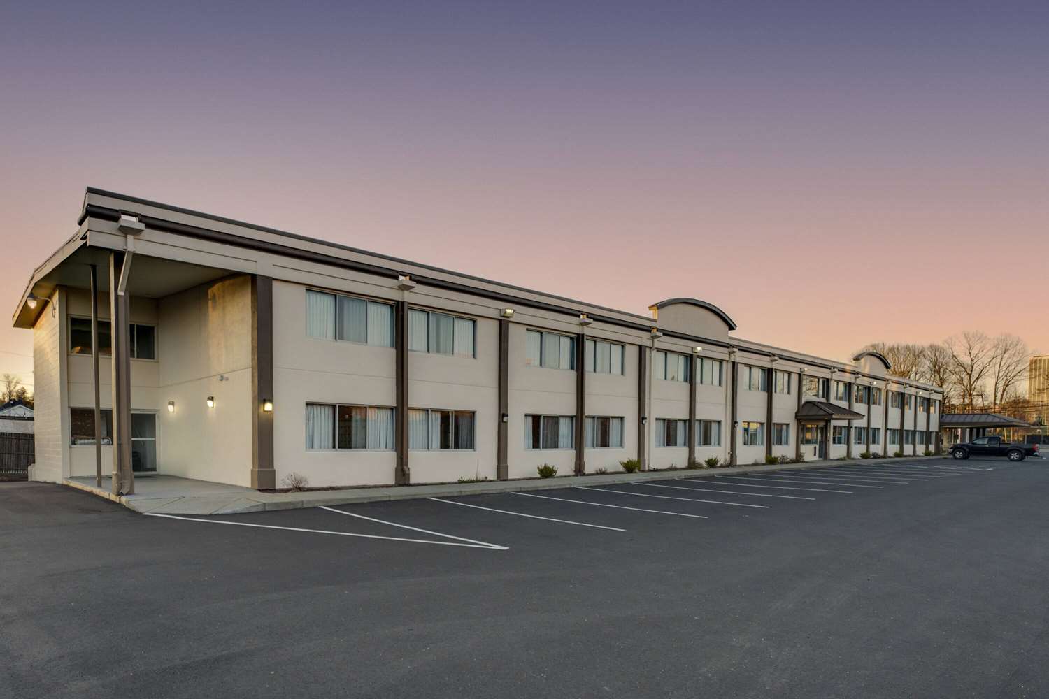 Days Inn By Wyndham Albany Suny 4/12