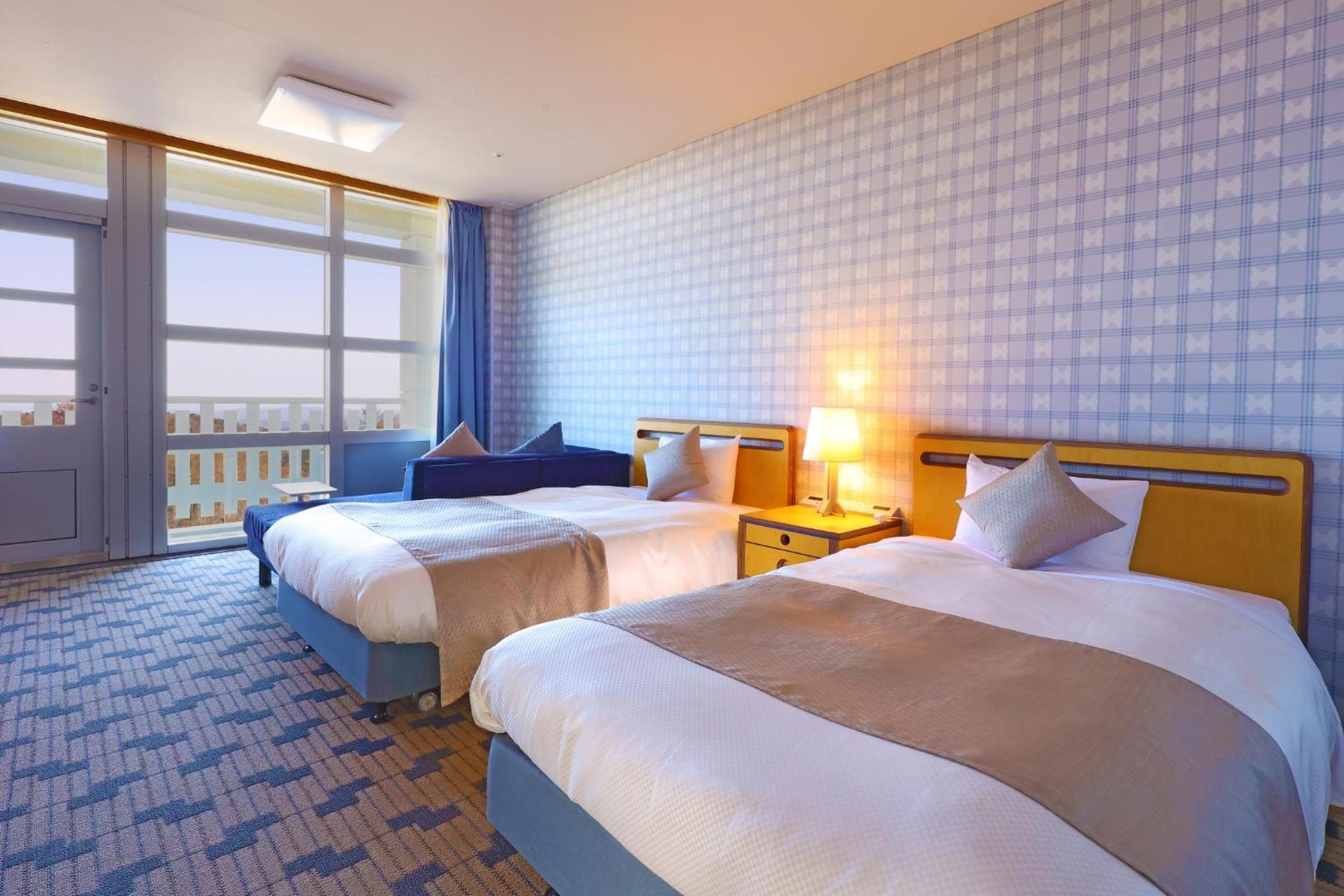 Standard, Twin Beds, Indoor Bath, Sofa