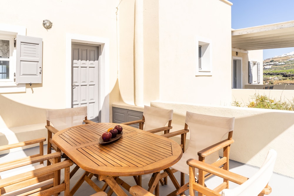 Ampelonas Executive Houses 28/47
