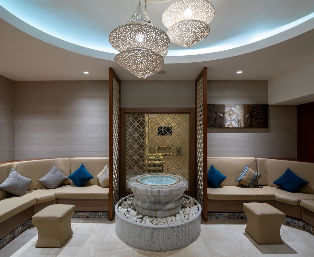 Windsor Hotel & Convention Centre Istanbul 32/48