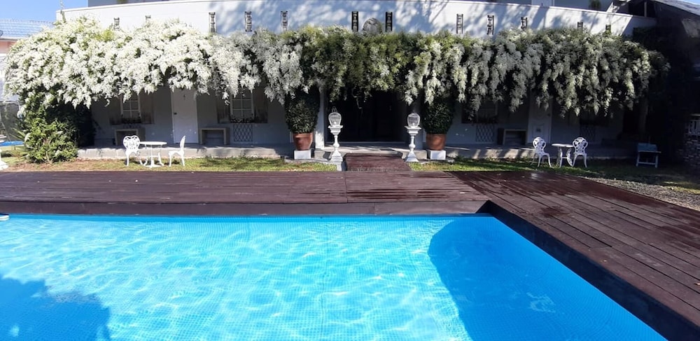 Phuket Nonnita Boutique Resort 64/69