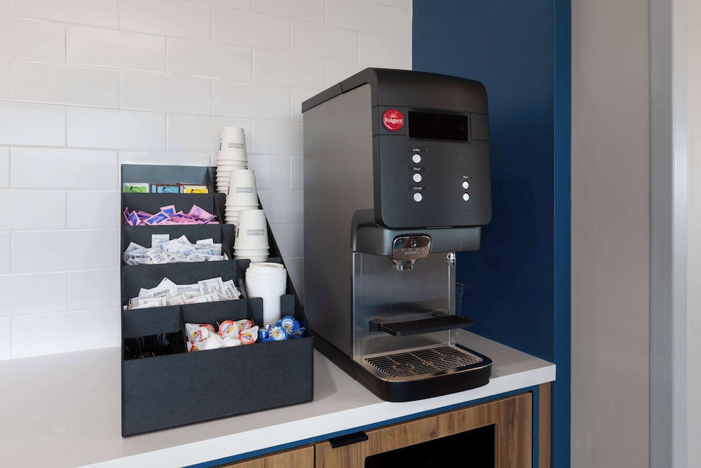 Microtel Inn & Suites by Wyndham Olive Branch 21/37