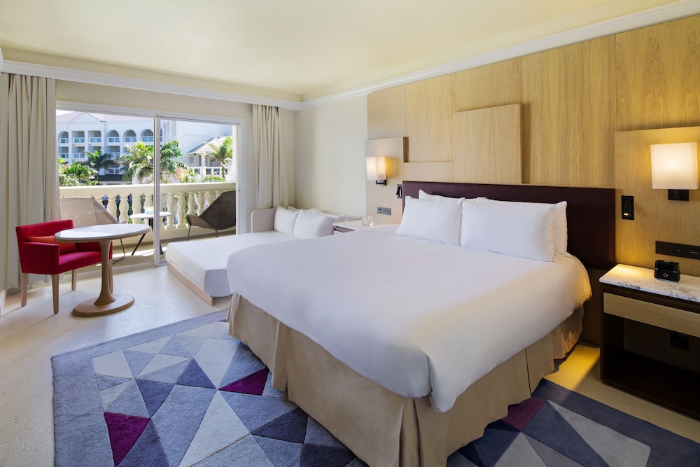 DELUXE, KING BED, RESORT VIEW