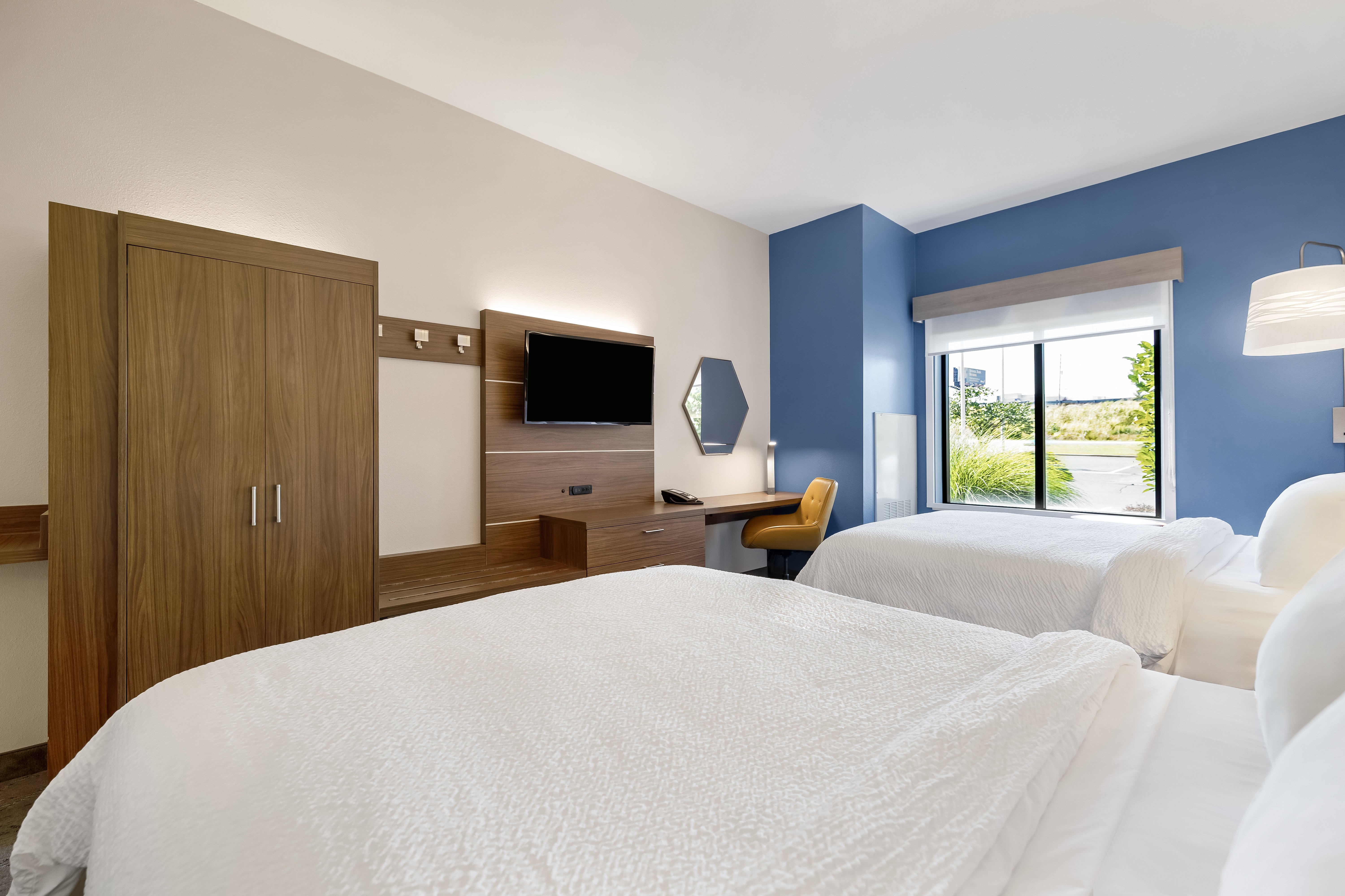 Holiday Inn Express Hotel Suites Rolla Univ of Missouri Rolla 14/51