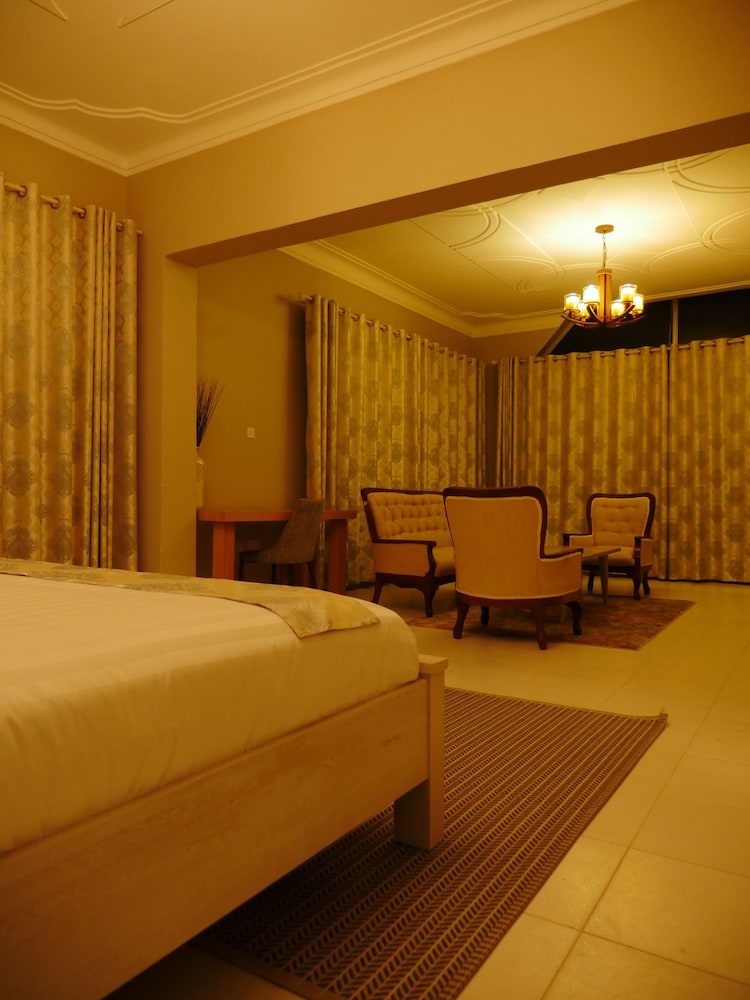 Ivory Castle Boutique Hotel 12/27