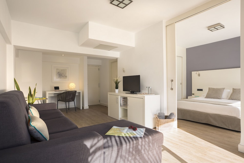 Las Gaviotas Suites Hotel 17/59
