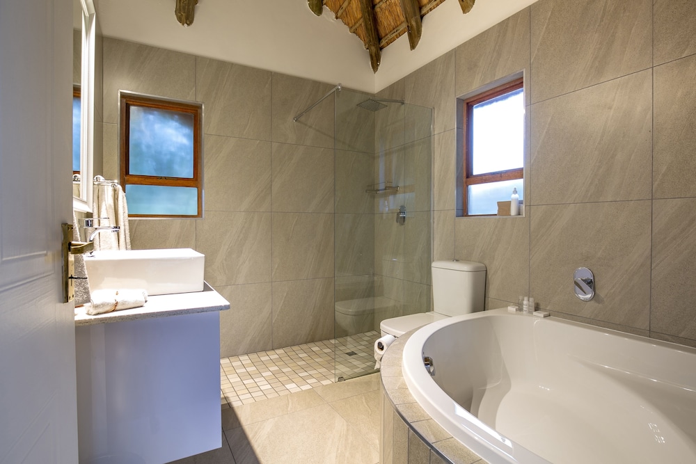 Montusi Mountain Lodge 46/50