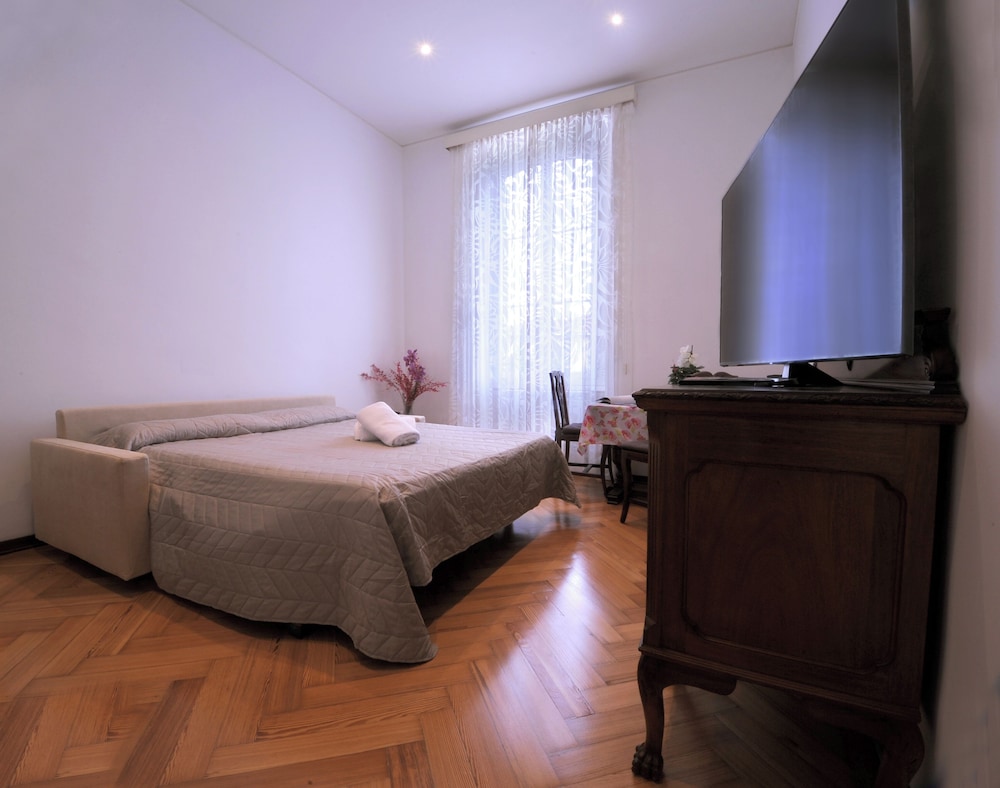 Hotel Alexander 15/50