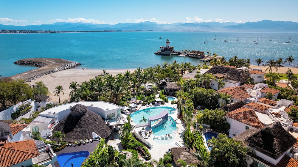 Vallarta Gardens Beach Front Hotel and Residences 55/65