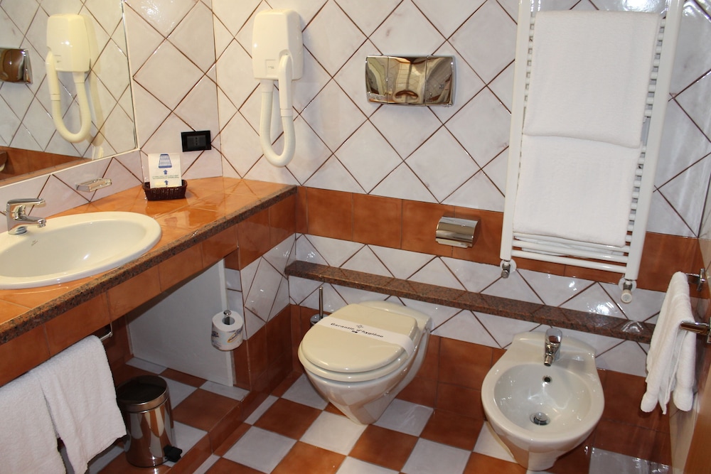 Hotel Grillo 54/62