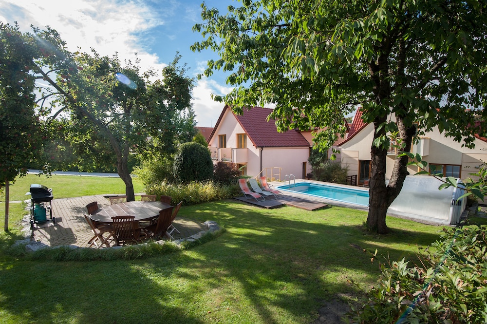 Hotel Garni Pod Skalkou 38/50