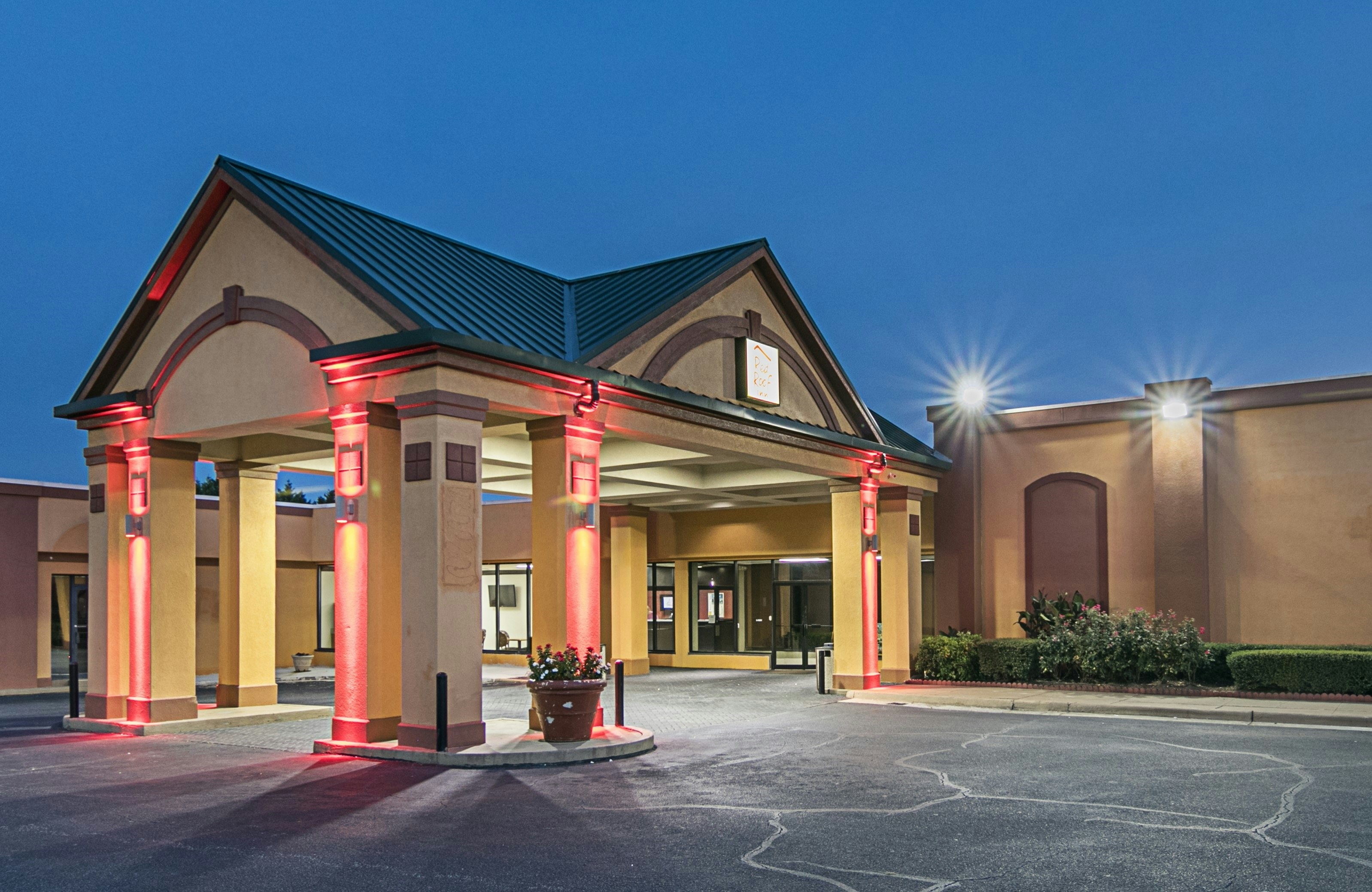 Red Roof Inn Forsyth 2/29