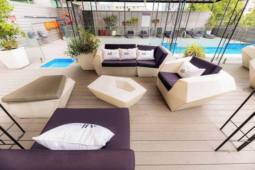Mercure Santiago Centro 50/69