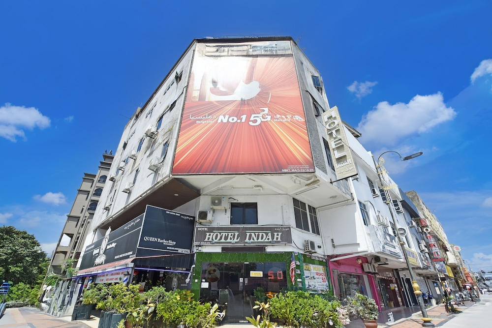 Hotel O Indah