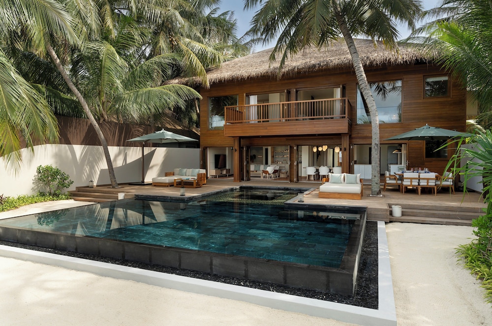 Huvafen Fushi 13/105